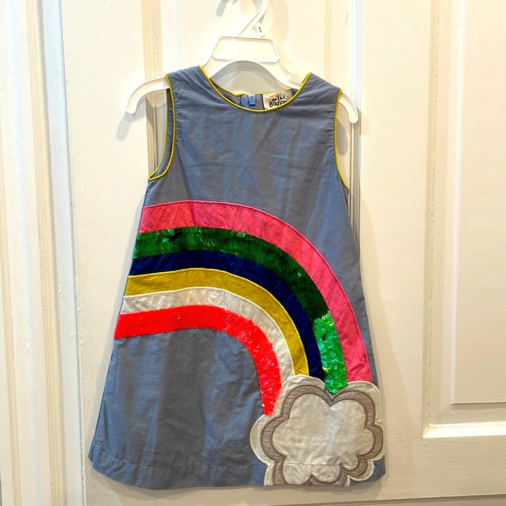 EUC Mini Boden rainbow cloud shift dress sz 3-4